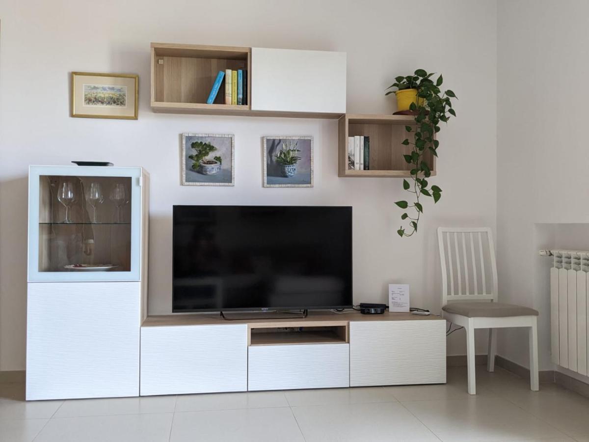La Casa Dei Due Mari - Large Apartment With Parking Tarento Exterior foto