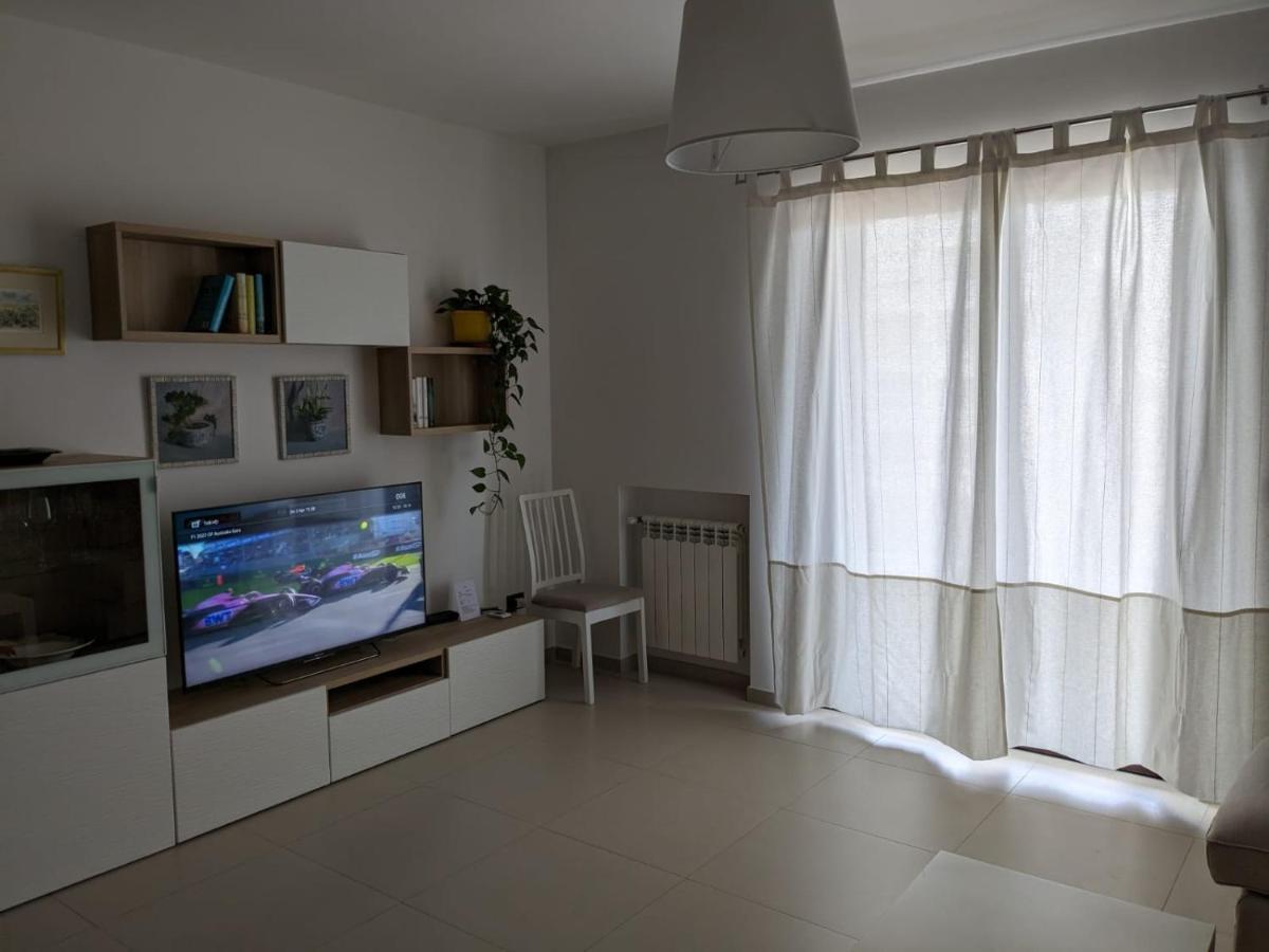 La Casa Dei Due Mari - Large Apartment With Parking Tarento Exterior foto