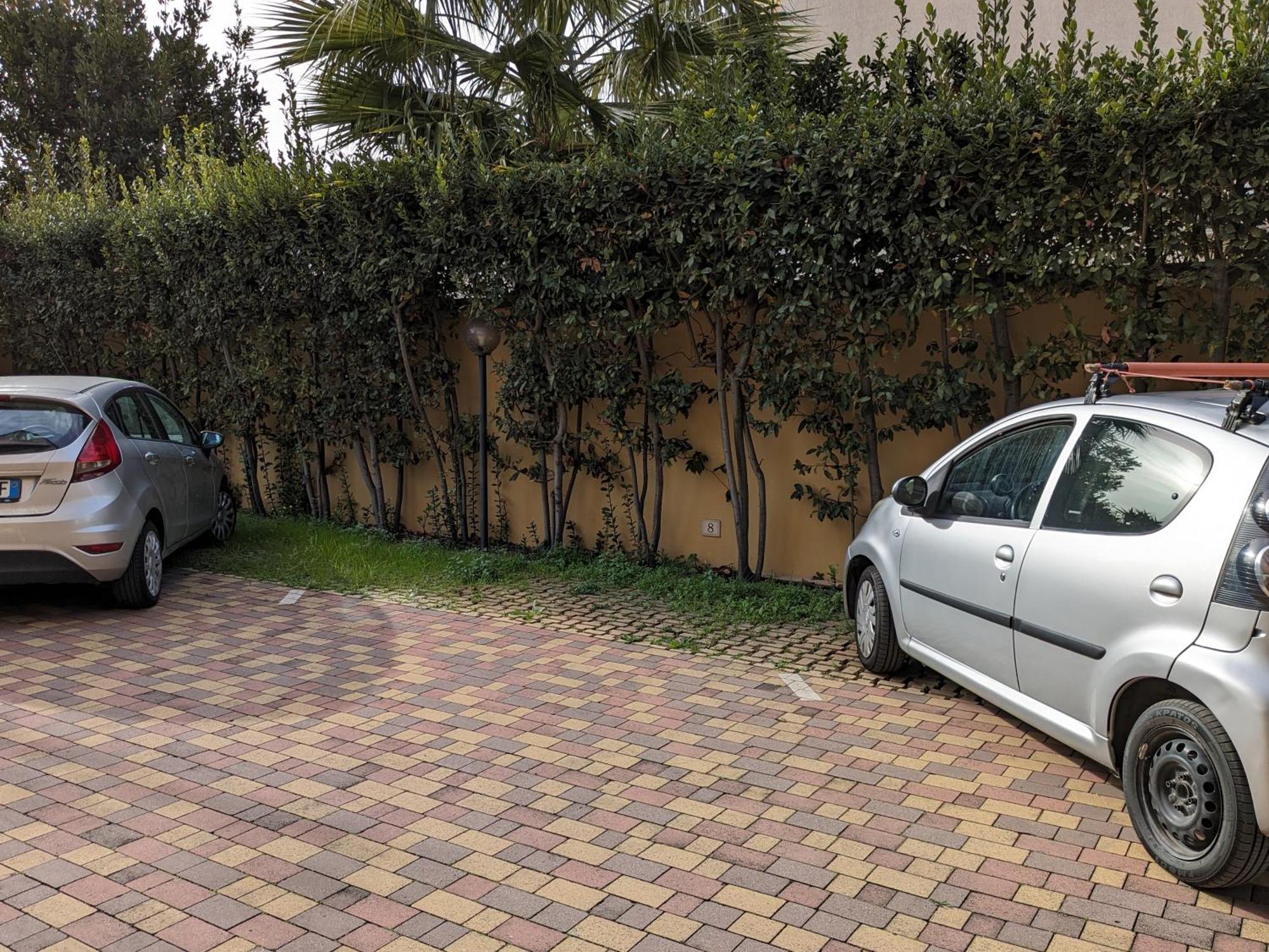 La Casa Dei Due Mari - Large Apartment With Parking Tarento Exterior foto